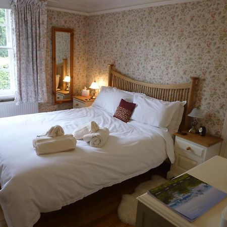 Manor Cottage Bed And Breakfast Windsor Extérieur photo