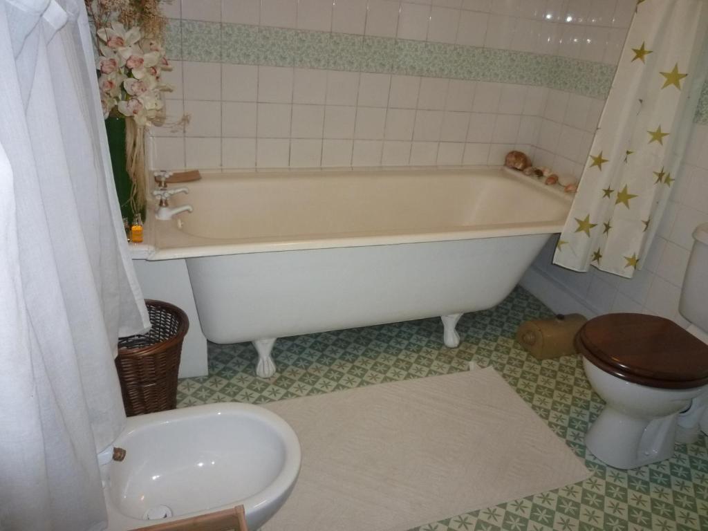 Manor Cottage Bed And Breakfast Windsor Extérieur photo